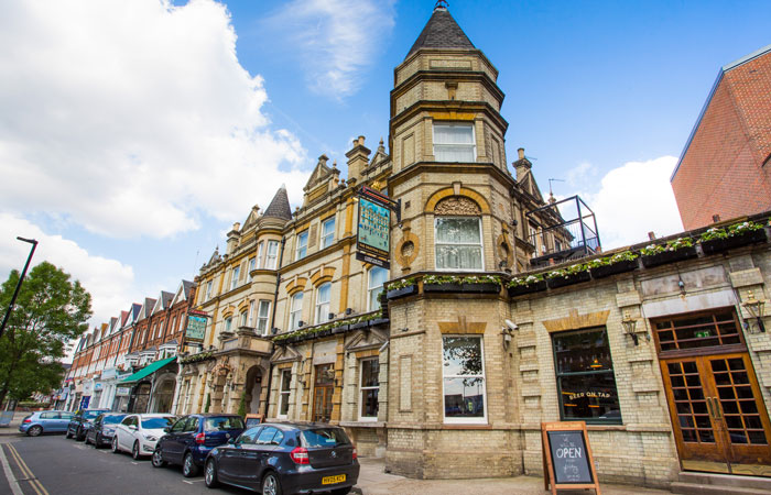 The Drayton Court Hotel near Wembley Stadium