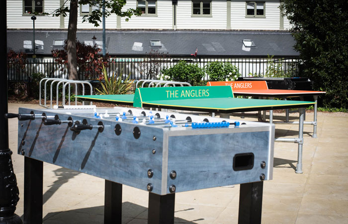 Outdoor table tennis at the anglers pub teddington