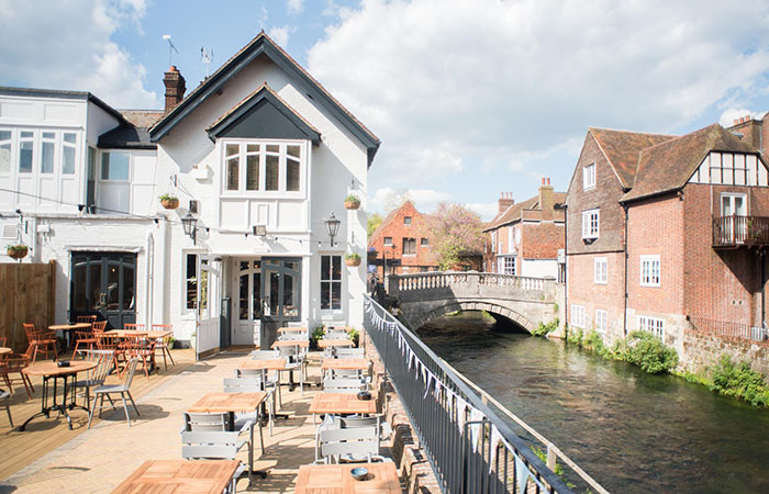 beer-gardens-open-april-bishop-on-the-bridge