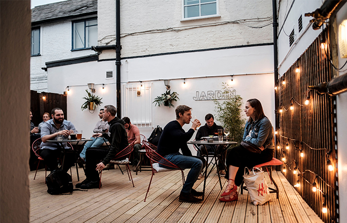 bank-holiday-beer-gardens-barrel-and-horn