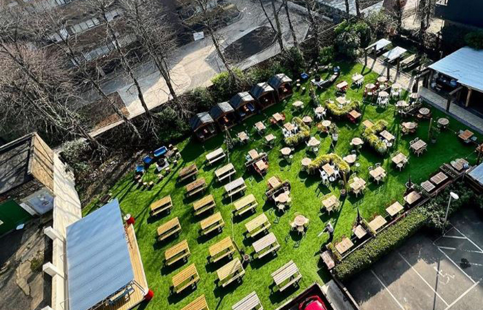 bank-holiday-beer-gardens-drayton court