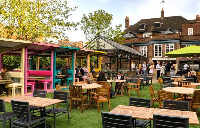Duke of Kent pub Ealing beer garden