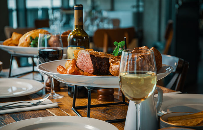 sunday-roasts-at-fullers-beef