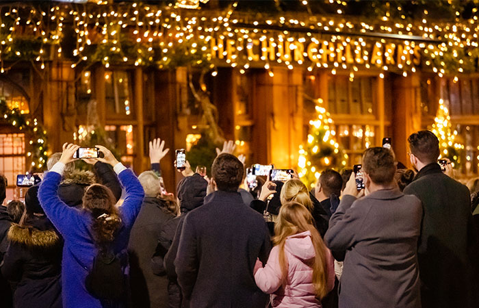 christmas-at-the-churchill-arms-kensington