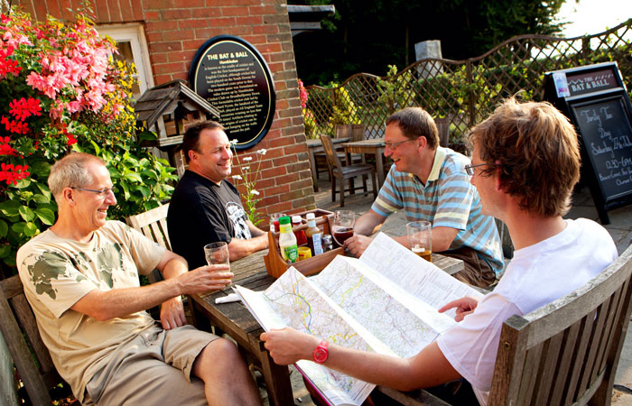 Country pubs The Bat and Ball Hampshire