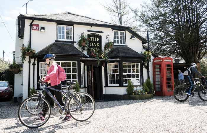 Country pubs The Oak Inn, Hampshire