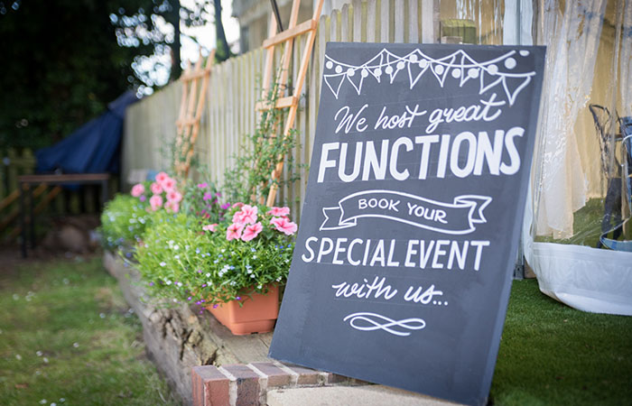 dream-wedding-venues-hampshire-hog-2