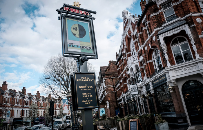 The Half Moon, Herne Hill - Fuller's best pubs and hotels for 2019 - Griffin Trophy Awards