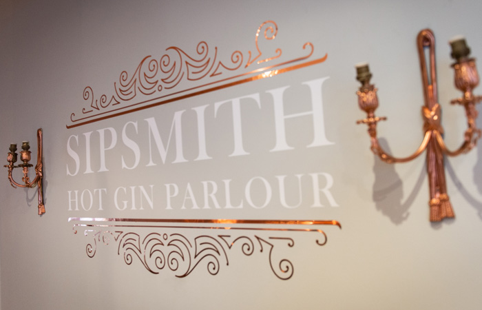 A Victorian Hot Gin Bar pop-up is arriving at The Conductor in Farringdon this Winter