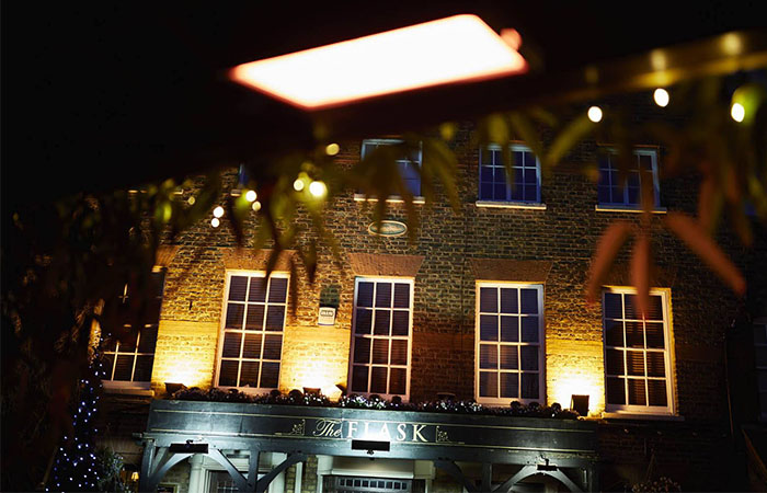 most-haunted-fullers-pubs-flask-2