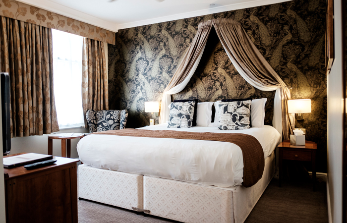 Fuller's mad hatter hotel room 