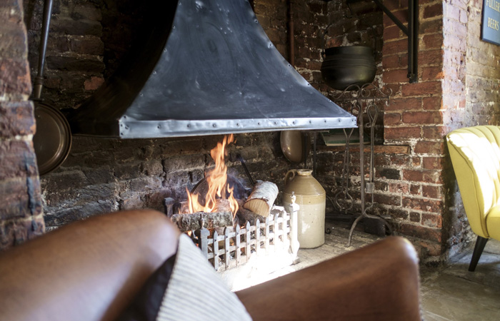 Romantic hotels within an hour of London - The Swan Hotel, Staines