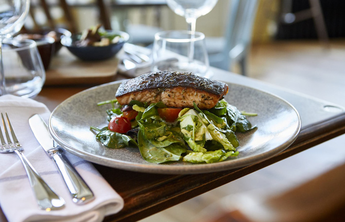 Romantic hotels within an hour of London - The Swan Hotel, Staines