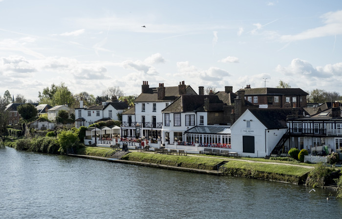 Romantic hotels within an hour of London - The Swan Hotel, Staines