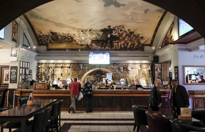 Hotels in central London The Wellington Hotel