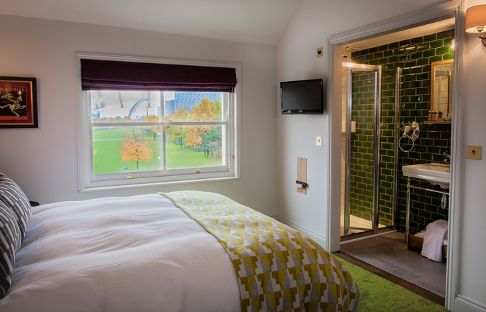 Hotel rooms near London Marathon start line
