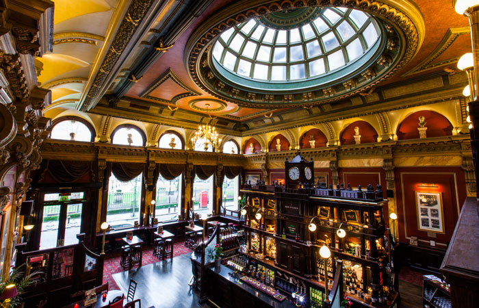 Iconic Birmingham pub the old joint stock