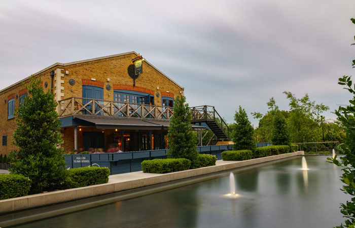 One Over the Ait  Riverside Pub London