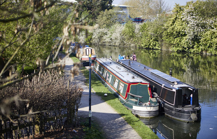 Riverside pub The Black Horse Greenford London