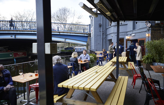 London riverside pub The Union Tavern