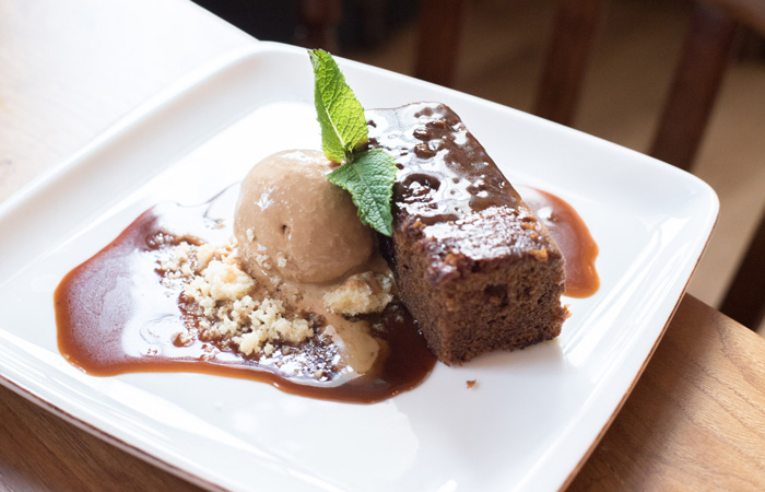 Pudding at The Wheatsheaf pub Ealing