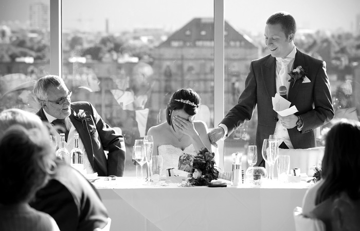 how to choose a wedding photographer 