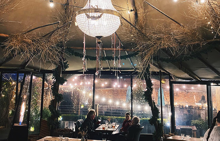 fullers-winter-gardens-queens-head-dorking