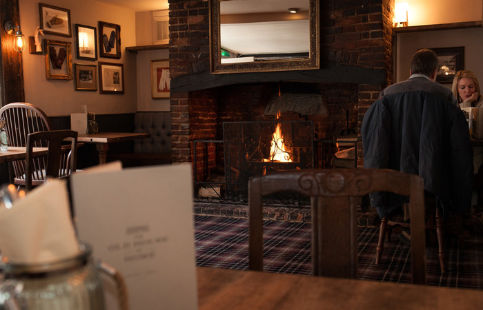 Best Hampshire pubs with fireplaces - The Old House at Home, Havant