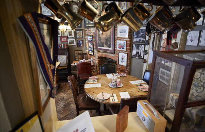 Best Hampshire pubs with fireplaces - The Wykeham Arms, Winchester