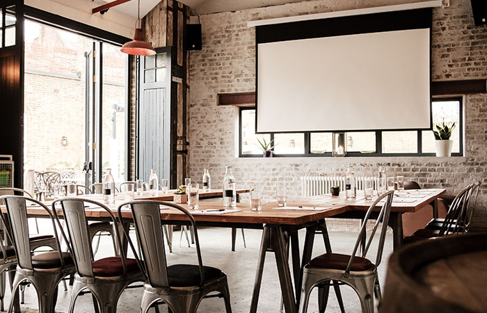 half-moon-workshop-bar