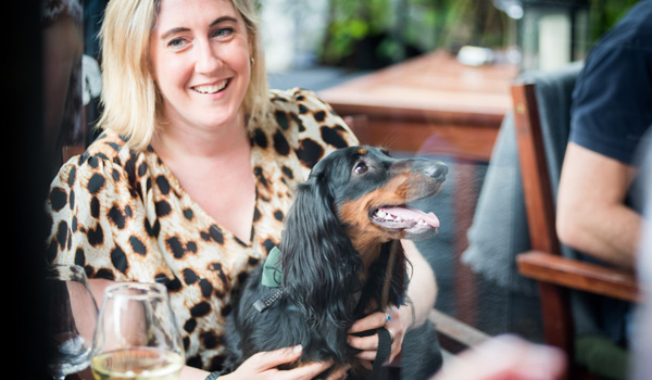 dog friendly pubs with beer gardens
