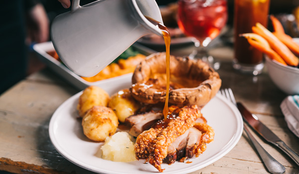 Pork roast with pouring gravy